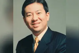 茅侃侃创业失败自杀，你可知这7位身家百亿平均死亡年龄不到40！视频封面