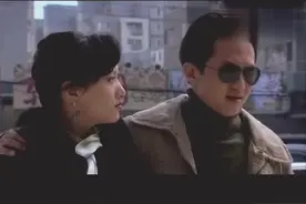 女友当着自己的面，居然要给弟弟当女友视频封面