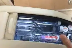 我有个问题：汽车的中央扶手箱对你们来说很重要吗？图片