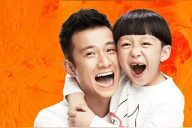 小爸爸中的夏天扮演者朱佳煜你还记得吗？呆萌可爱，古灵精怪~~图片