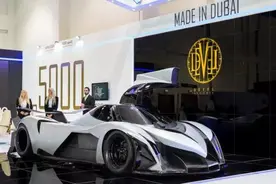 “5000马力超跑”迪拜出品图片