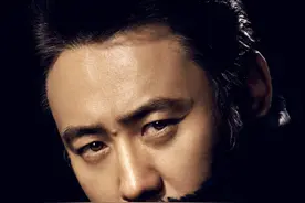 《欢乐喜剧人》第二季，郭德纲代替吴秀波，小沈阳顶替宋小宝，悬图片