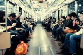 为什么日本人不会在大众运输上礼让长者？图片