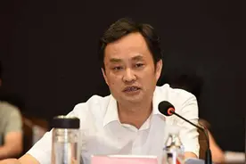 检察机关依法对湖南省委原常委张文雄案提起公诉 涉嫌受贿、巨额财产来源不明视频封面