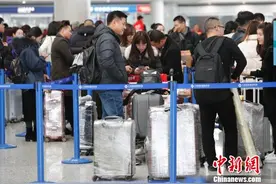 上海浦东国际机场 让春运回家路更加“畅心”图片