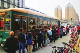 不惧严寒 银隆新能源公交车在兰正常运行图片