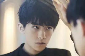 易烊千玺格莱美归来 亮相活动显少年绅士风图片