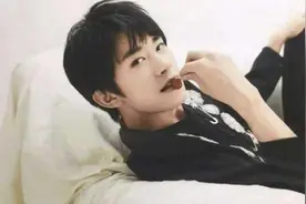 国内这些明星的名字都是四个字，其中一位名字竟像成语图片