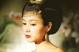 她们是最美女神，儿子们的颜值逆天惹人羡！图片