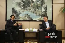 湖南国税：走访在长全国人大代表 共话税收促经济发展图片