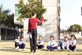 3分钟能学会鬼步舞《歌声与微笑》！老师一步一步教，看完就会跳