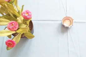 生活小妙招：喝完的易拉罐不要扔，轻轻的剪一剪就变成烟灰缸视频封面