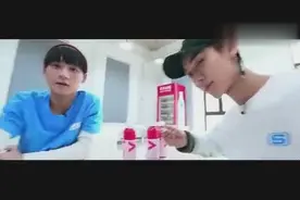 练习生蔡徐坤带萨摩耶来找肉肉吃啦，终极团宠，人见人爱，求抱抱