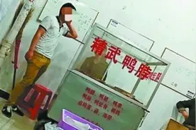 二十多个小吃摊“夜闹”光谷智慧城 有人暗收摊位费图片