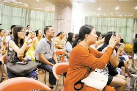 蓓蕾幼儿园电脑随机派位 抽取105名幼儿入读图片