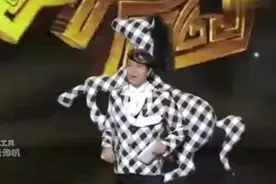 黄渤说 只看过人骑马没见过马骑人 唯独蔡康永做到了视频封面