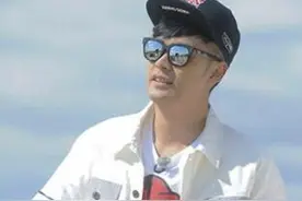 岁月是把杀猪刀！陈赫是上戏校草？录制节目被导演曝光年轻旧照图片