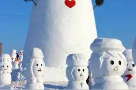 哈尔滨天气回暖 2018个雪人融化变模样图片