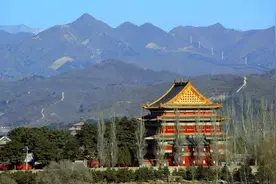 据说这座庙是乾隆皇帝特意为香妃修建的！图片