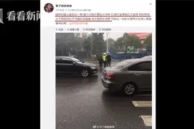 十万个赞！交警细心扶老奶奶过马路感动网友图片