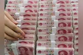 玉林侬注意，反假币！在ATM取款的这步操作非常重要，每个人都要学会图片