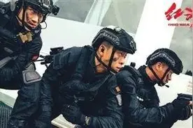 厉害！《红海行动》中的装备出自这位80后小伙之手图片