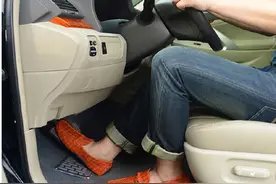 型男夏季开车，你需要一双舒适的驾驶鞋图片