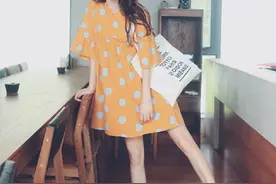 不甘心平凡？试试撞色时尚！图片