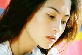 张柏芝虽然不拍戏了，但是终于能做想做的事，事业越来越好视频封面