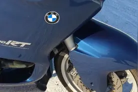 最便宜的“宝马车”，20年车龄的宝马R1100RT摩托车