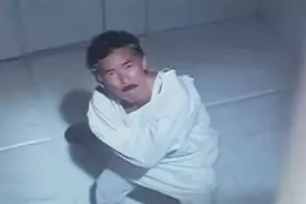 黑社会大佬上演精神病院历险记，太搞笑了视频封面