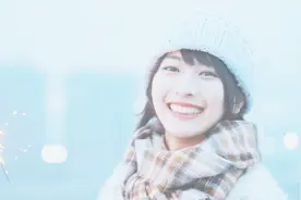 暗恋不敢表白，亲手将她推给别人，这样的成全太傻！视频封面