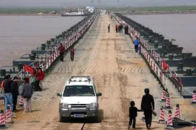 温馨提示：合阳县洽川镇洽吴浮桥因故障停止通车图片