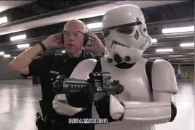 星球大战里的暴风兵跑去打靶 枪枪打不中真给帝国丢脸了