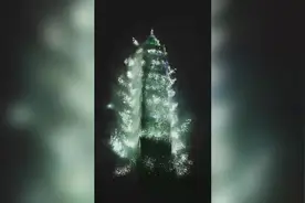 美不胜收啊！台湾101大厦放烟花，这5分钟得花多少钱？视频封面