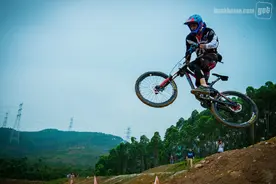 中国-恩平泉林国际自行车速降邀请赛赛道预览 车手亮相图片