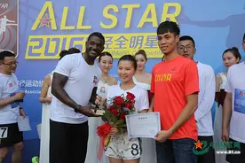 北京世界田径挑战赛 周文秀勇夺女子链球冠军图片