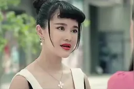 富家千金瞧不起灰姑娘，灰姑娘亮出真实身份，差点被气懵了