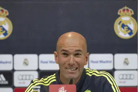 齐达内：C罗不可交易，他是皇马的灵魂图片