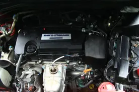 抛开实际表现谈动力都是耍流氓 欧蓝德VS RAV4 VS CR-V图片