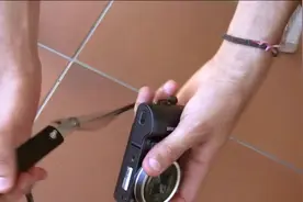 相机的屏幕不能翻转没关系，达人教你这么做！视频封面