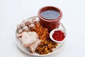 孕妇能吃枸杞炖鸡吗图片