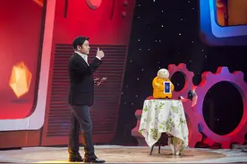 《年代秀》群星约你撩未来 肚皮舞男生你爱吗？图片