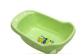 婴儿浴盆什么牌子好?浴盆充气的好还是塑料的好?图片