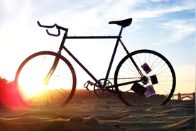 小学英语：形容词性物主代词my，your，his，her的用法视频