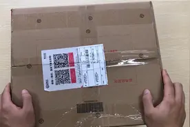 戴尔顶级笔记本开箱，打开箱子那一刻：终于体会了什么叫做旗舰！视频封面