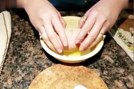 如此“内有乾坤”的鸡蛋，你见过吗？跟变魔术一样~