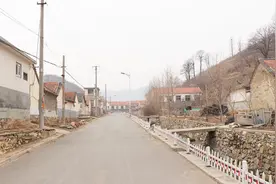 烟台栖霞这个大山村，当年是电影《喜盈门》的拍摄地