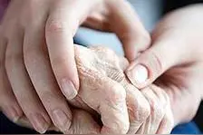 怎样预防长期卧床老人四肢越来越细？图片