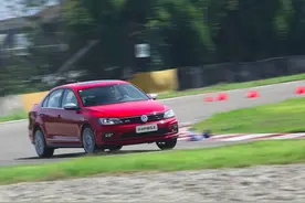 销量都是浮云，老娘要的是情怀！一汽-大众速腾GLi抢先试驾图片